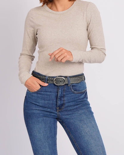 Zwier | Oval Buckle Leather Studded Belt: Camel