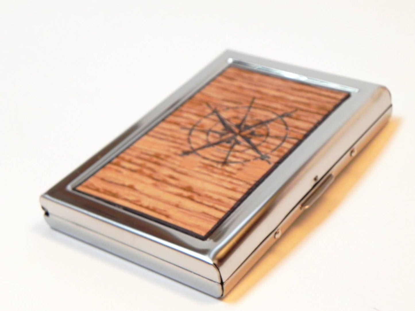 Hand-Cut Oakwood Card Wallet – RFID Blocking