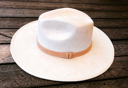 Blanco Hat