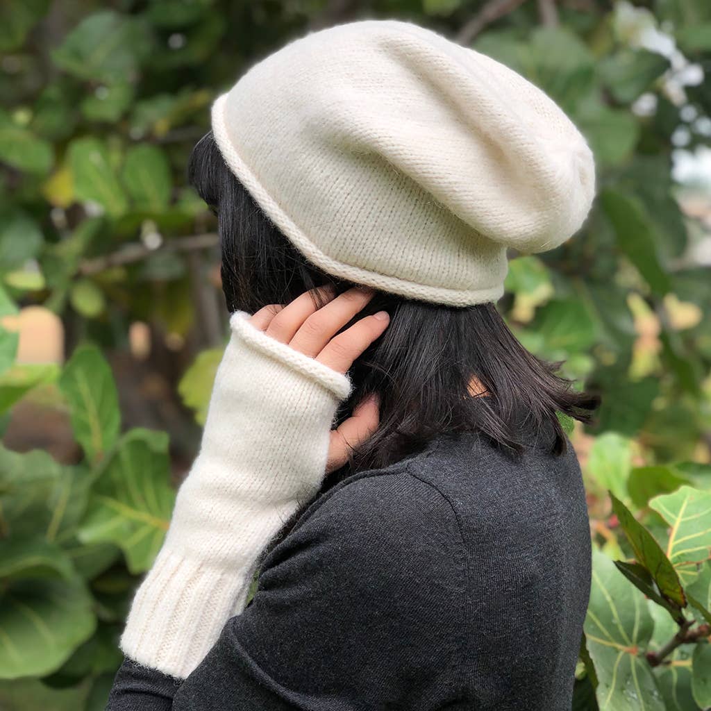 Black Essential Knit Alpaca Beanie Hat