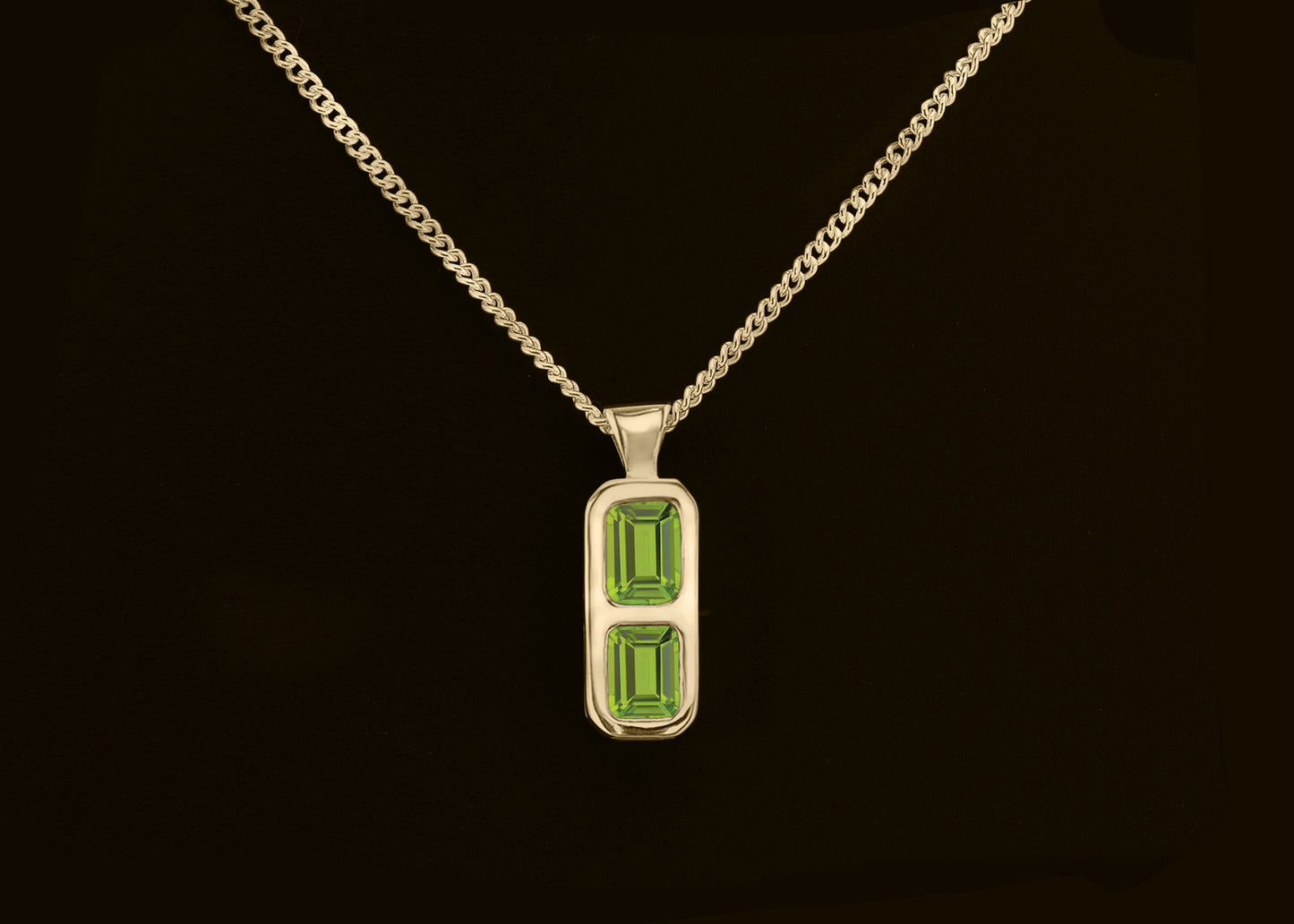 The Thea Necklace