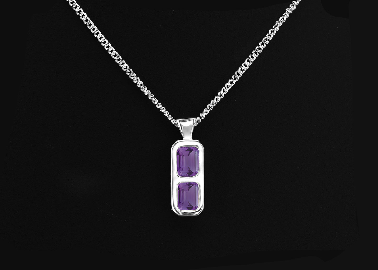 The Thea Necklace