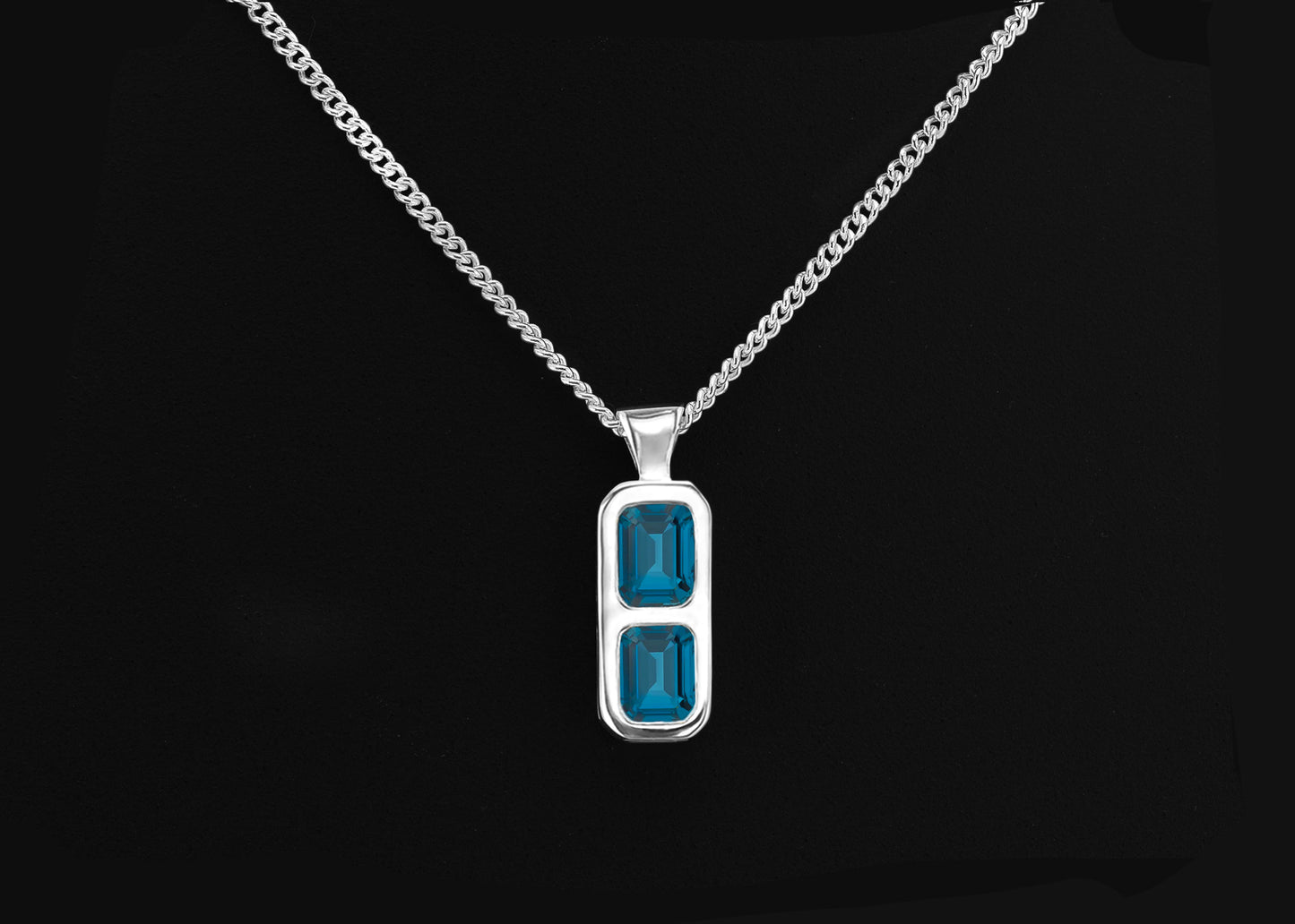 The Thea Necklace