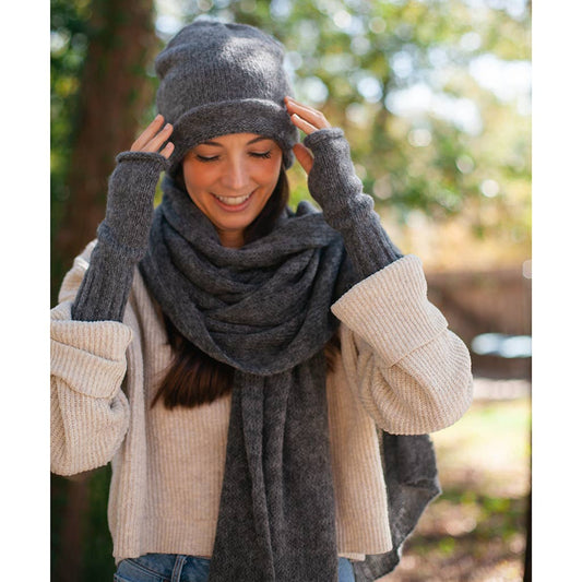 Black Essential Knit Alpaca Beanie Hat